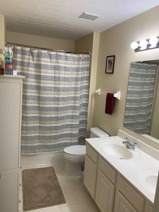Before Ace Handyman Services remodeled this bathroom in Lewis Center, Ohio