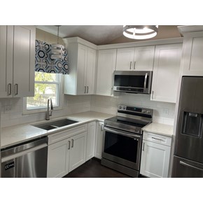 Ace Handyman Services instilled tile backsplash in kitchen in Hilliard, Ohio
