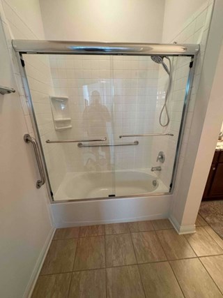 After Ace Handyman Services handyman remodeled this bathroom in Pickerington, Ohio using Onyx Collection products