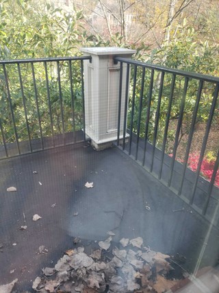 Wood rotted post on second story balcony in New Albany, Ohio