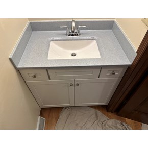 Ace Handyman Services installed an Onyx Collection countertop with integrated sink and Delta faucet in Columbus, Ohio