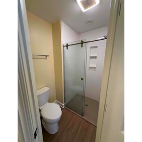 Ace Handyman Services handyman remodeled this bathroom in Pickerington, Ohio including installing Onyx Collection products