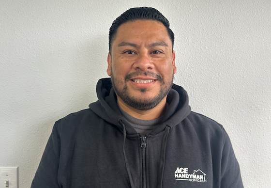 Handyman Field Manager Luis M. Handyman Field Manager Luis M.