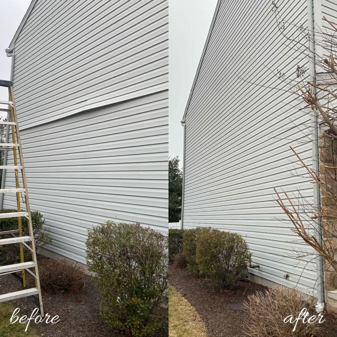 Siding repaired and replaced on the side of a house in Hummelstown.