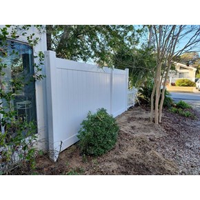 Fence panel install in Myrtle Beach, SC