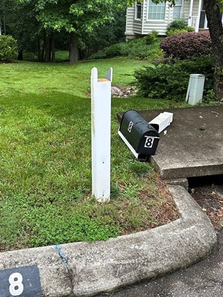 Mailbox Repair - Mauldin - Before Ace Handyman Services Upstate South Carolina and Greenville