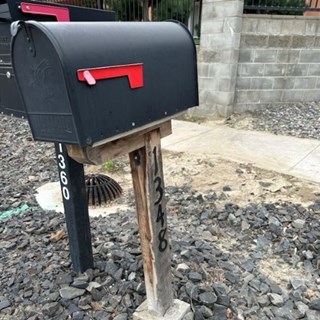 Mailbox Before Project Image in Sumner County, TN