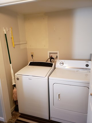Laundry storage bf