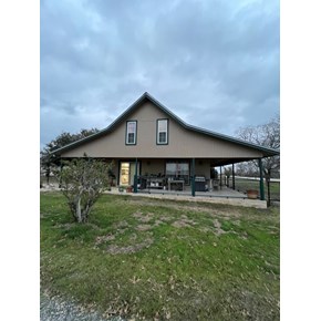 Replace rotten wood and paint, Sequin, TX