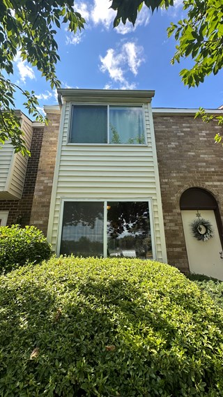 Power washing siding Manassas