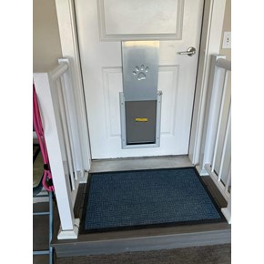 Pet door installed in home entry door, Kennewick WA