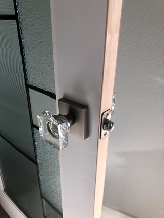 Door Knob Replacement Kennewick WA, Handyman Tri-Cities WA, Door Repair  99338, 99337, 99336