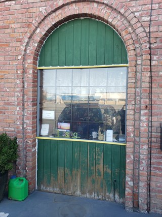 Exterior Window Caulking and Painting - Exterior Window Repair and Maintenance   - Richland WA 99352 - Facility Maintenance Richland, WA 99352