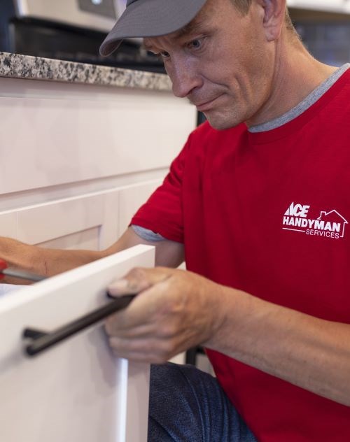 Ace Handyman Services Handyman Repairing Cabinet Ace Handyman Services Handyman Repairing Cabinet
