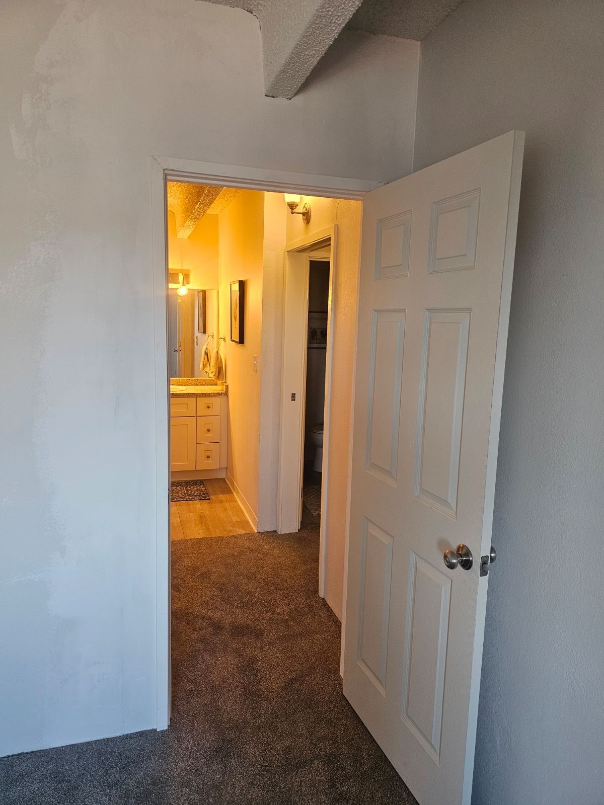 https://acehandyman-dss.ingeniuxondemand.com/Images/Offices/Colorado/North Metro Denver/Before & After Photos/Will S. After1.jpg Door Install Before - Aurora, CO