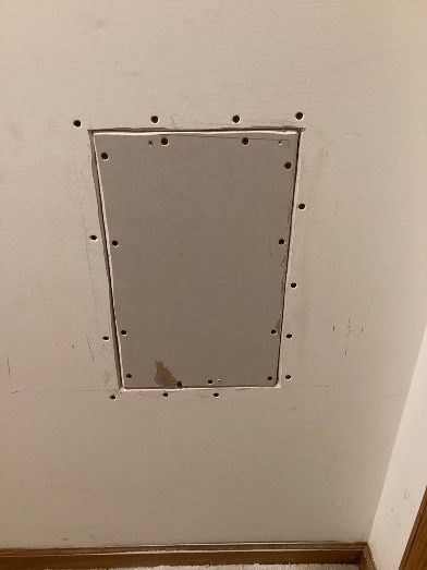 https://acehandyman-dss.ingeniuxondemand.com/Images/Offices/Illinois/Fox Valley/Blog/Drywall Repair Fox Valley 2.jpg Drywall Repair Patch