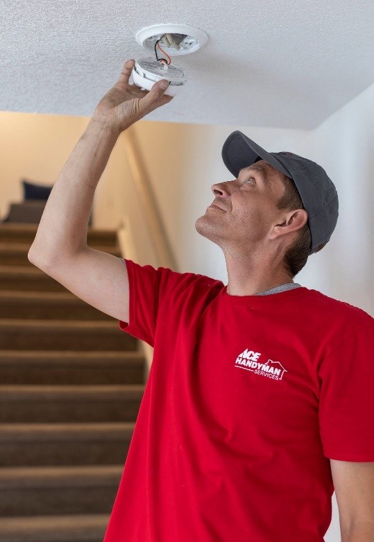Fall Inspection of Smoke and CO Detectors Fall Inspection of Smoke and CO Detectors