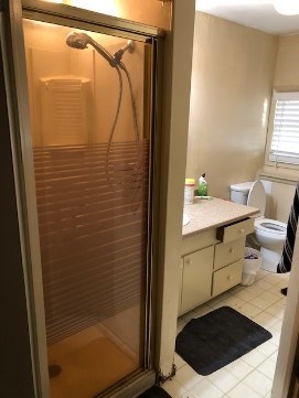 https://acehandyman-dss.ingeniuxondemand.com/Images/Offices/Illinois/Fox Valley/images/New and Events Pictures/Bath Before.jpg Ace Handyman Services Fox Valley - Bath Refresh Before
