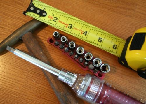 https://acehandyman-dss.ingeniuxondemand.com/Images/Offices/Illinois/Fox Valley/images/New and Events Pictures/Tools - Beware of the Lowest Prices.jpg Ace Handyman Services Fox Valley Tools