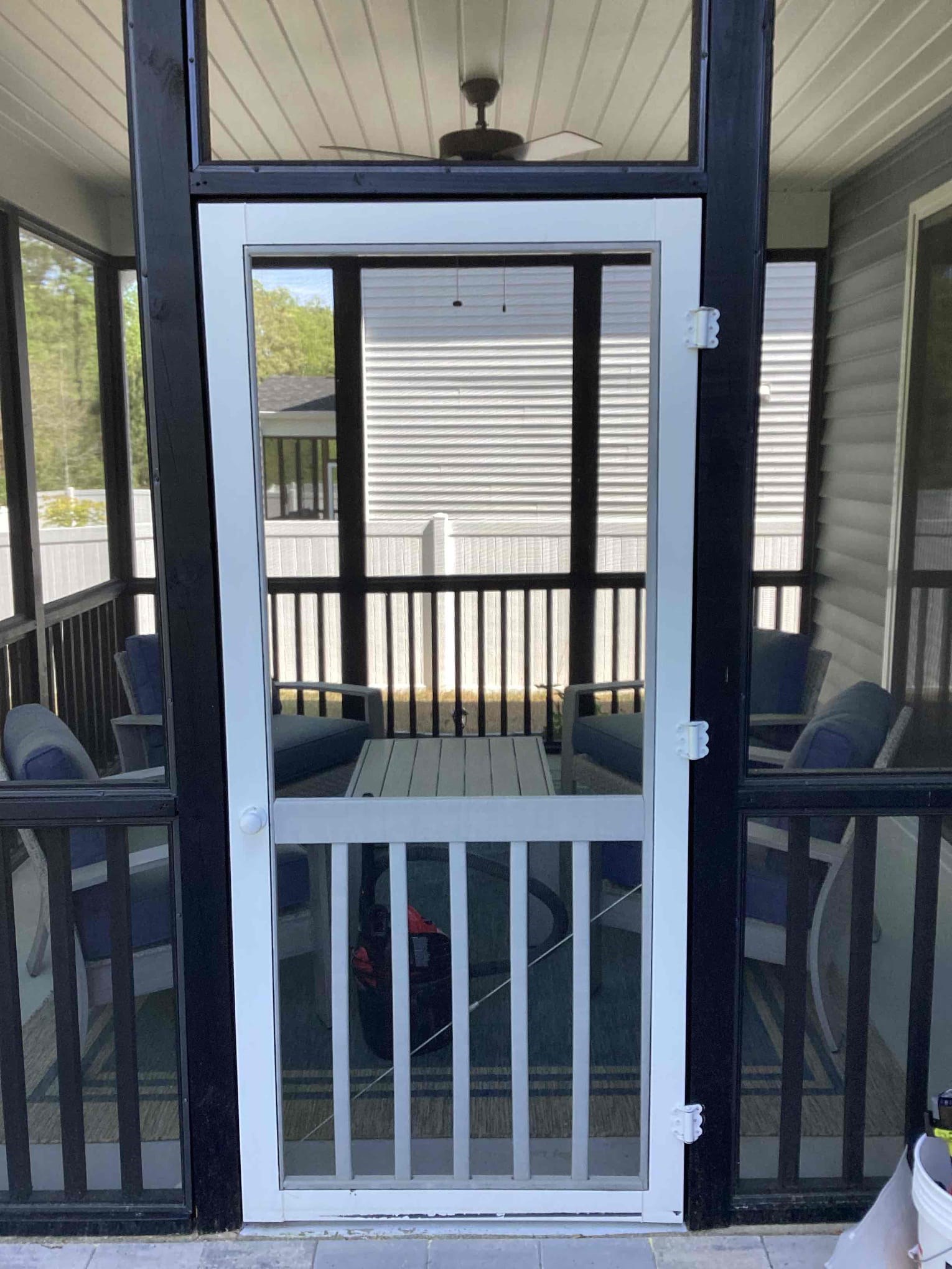 https://acehandyman-dss.ingeniuxondemand.com/Images/Offices/North Carolina/Clayton/32943781-ace-handyman-services-clayton-flowers-plantation-screen-door-adjustment-repair-clayton-nc-27520.jpg