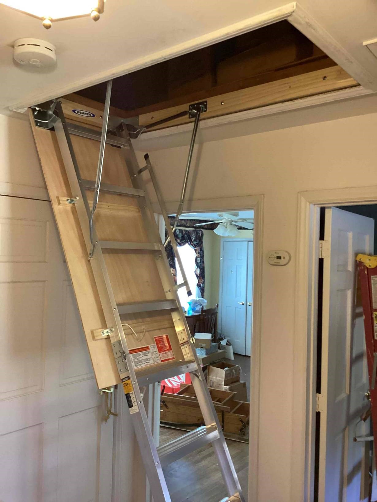 https://acehandyman-dss.ingeniuxondemand.com/Images/Offices/North Carolina/Greater Triangle/Photos/3041053-werner-attic-ladder-installation-raleigh-27609.jpg