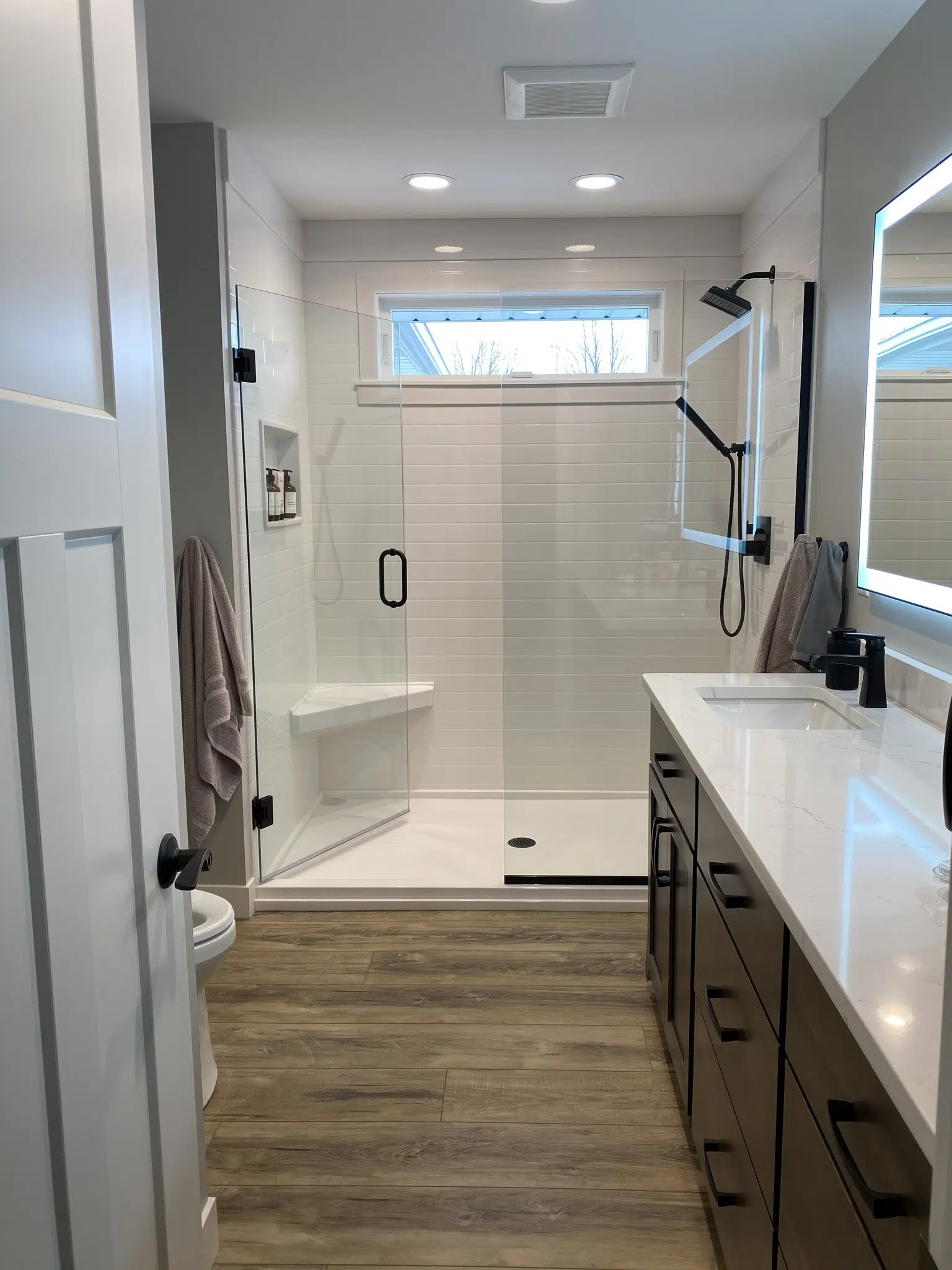 Bathroom remodel with Onyx Collection Products