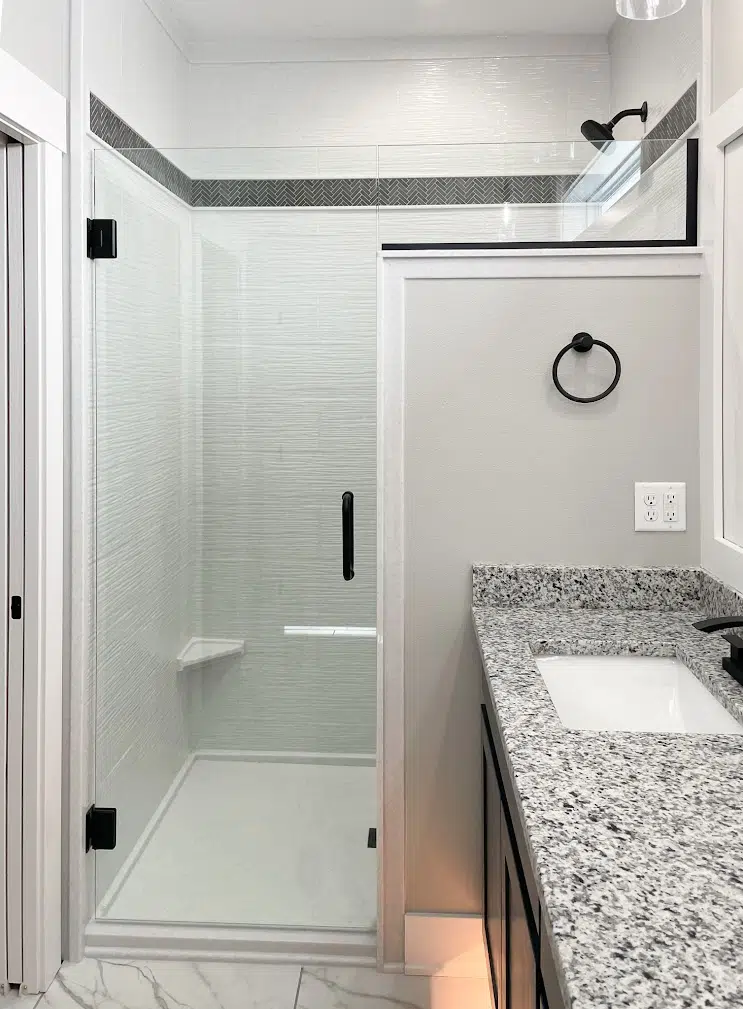 Bathroom remodel with Onyx Collection Products