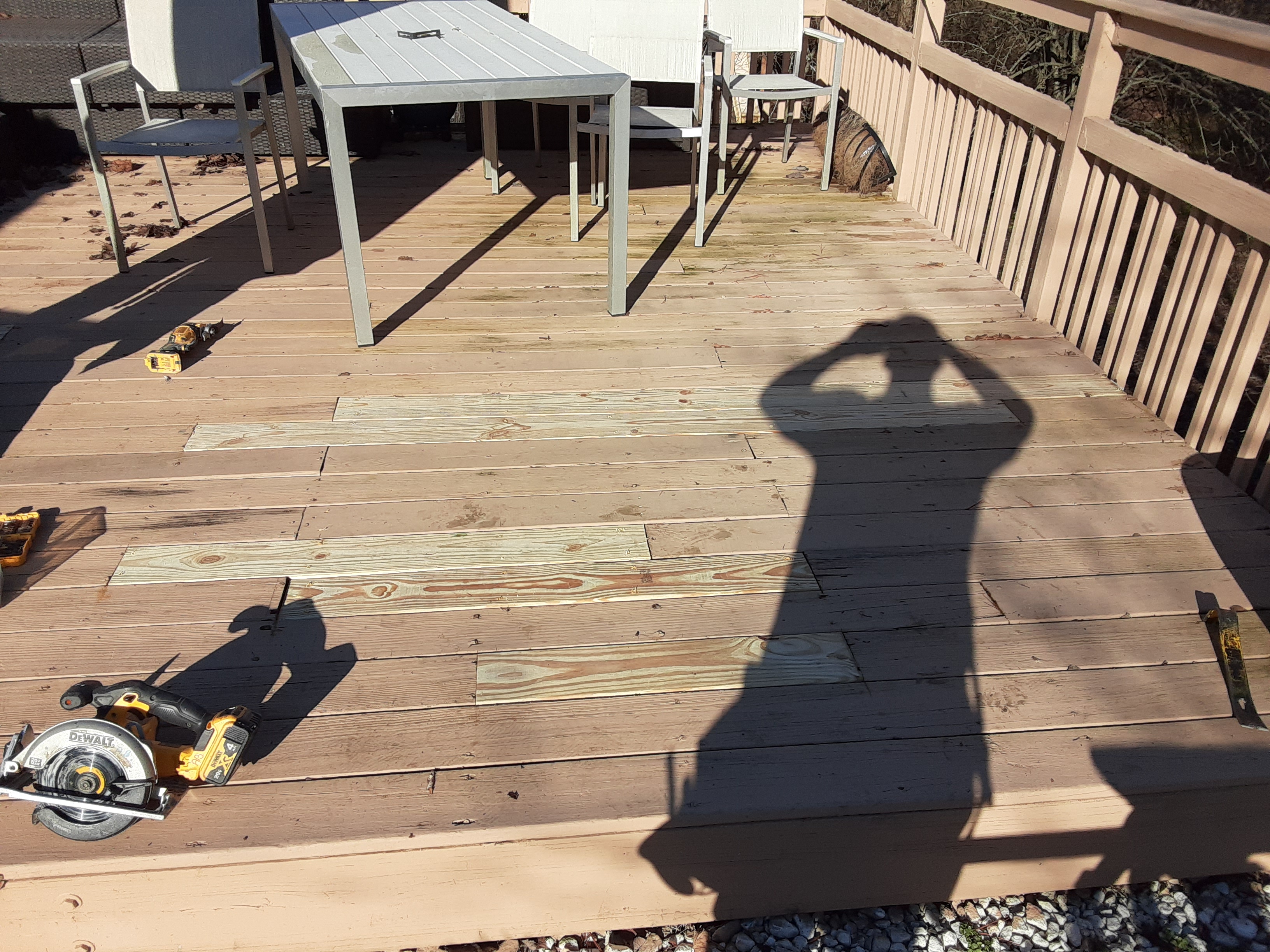 https://acehandyman-dss.ingeniuxondemand.com/Images/Offices/Tennessee/West Nashville/images/Before & After/Deck Repair 2 - After.jpg