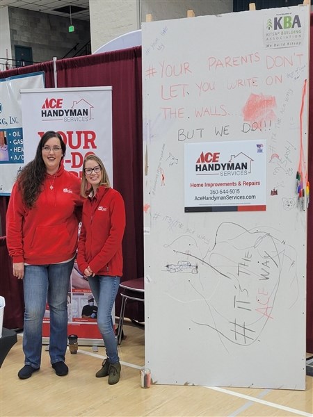 https://acehandyman-dss.ingeniuxondemand.com/Images/Offices/Washington/Kitsap Peninsula/Office images/2022 Home expo Write on our wall 3 (4).jpg Ace Handyman Services at Peninsula Home & Garden Expo