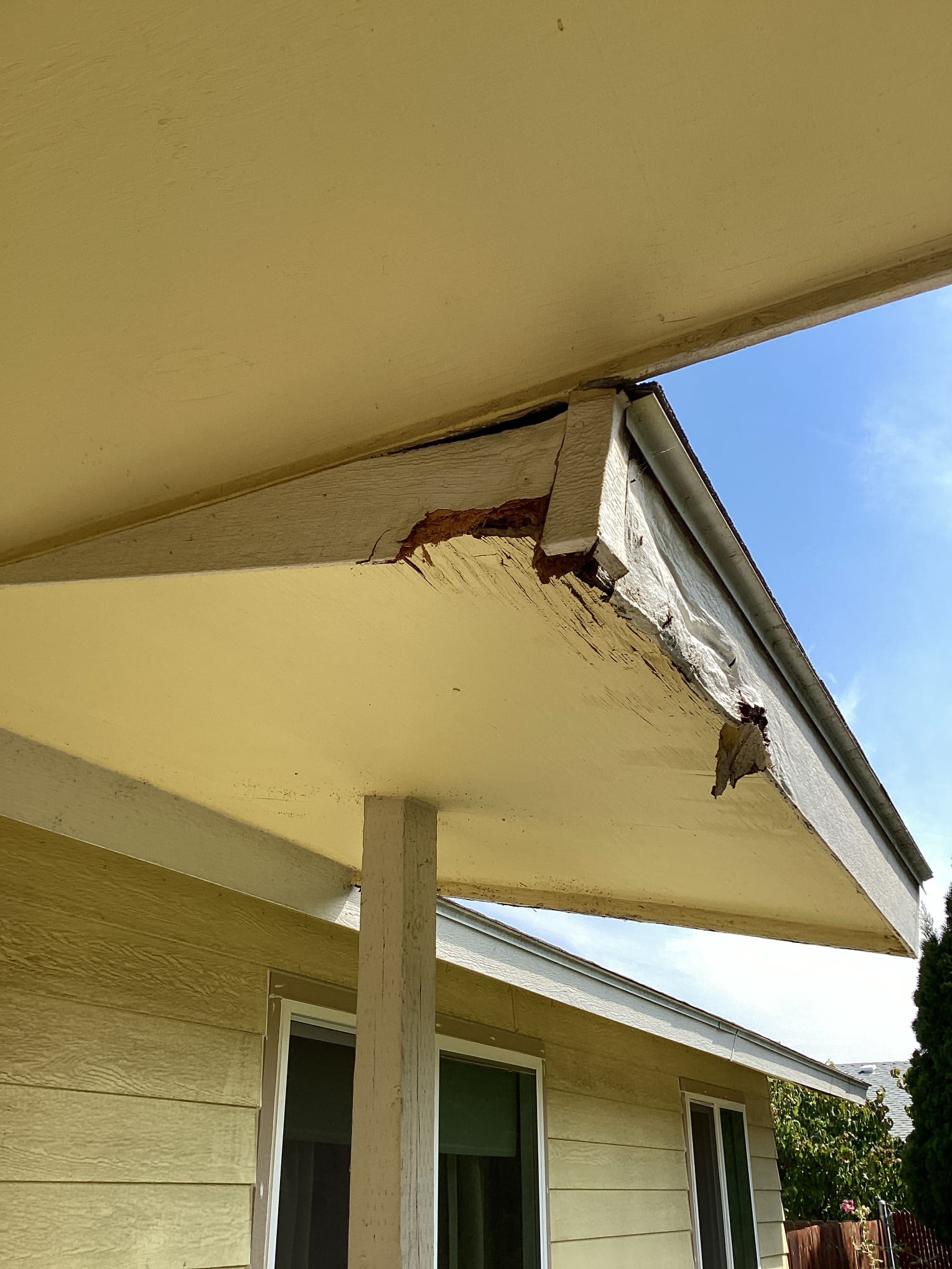 Soffit and Fascia Repair In Tri-Cities WA
